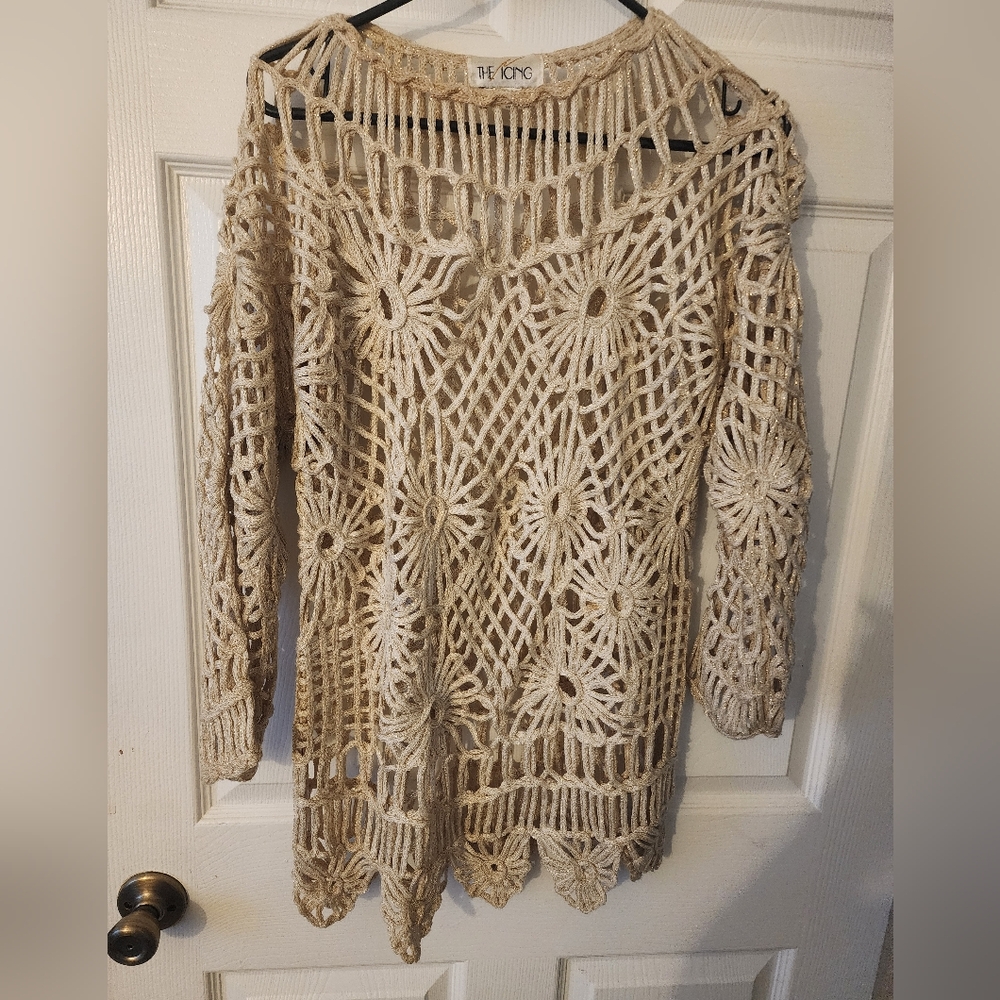 Vintage Icing Boho Shimmery Gold and Cream Knit Top.